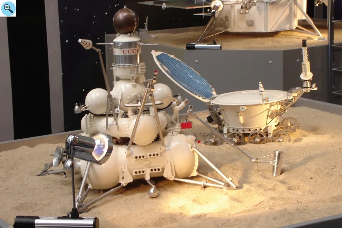 Какие межпланетные автоматические. Луна-20 автоматическая межпланетная станция. Луна-16 автоматическая межпланетная станция. Луна-25 автоматическая межпланетная станция. Советская станция «Луна-20».