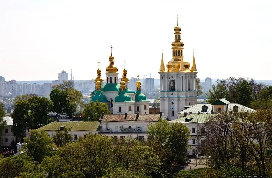 Киево-Печерская Лавра. Киево Печерская Лавра фотографии. Лаврская улица Киев. Лаврская улица 4 Киев. Город на месте киева