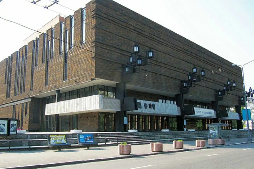 Московский художественный академический театр им. Москва тверской бульвар 22. Мхат горького тверской бульвар. Мхат им м горького москва тверской бульвар 22. Театр мхат на тверском бульваре.