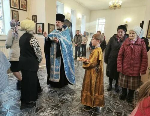 Расписание храма луки в люблино. Православие в Томске. Храм Луки Томск.