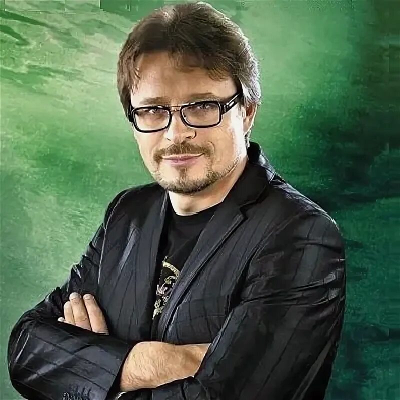 "Я готов целовать песок" и "Сиреневый туман" пела когда-то вся страна. Чем живет