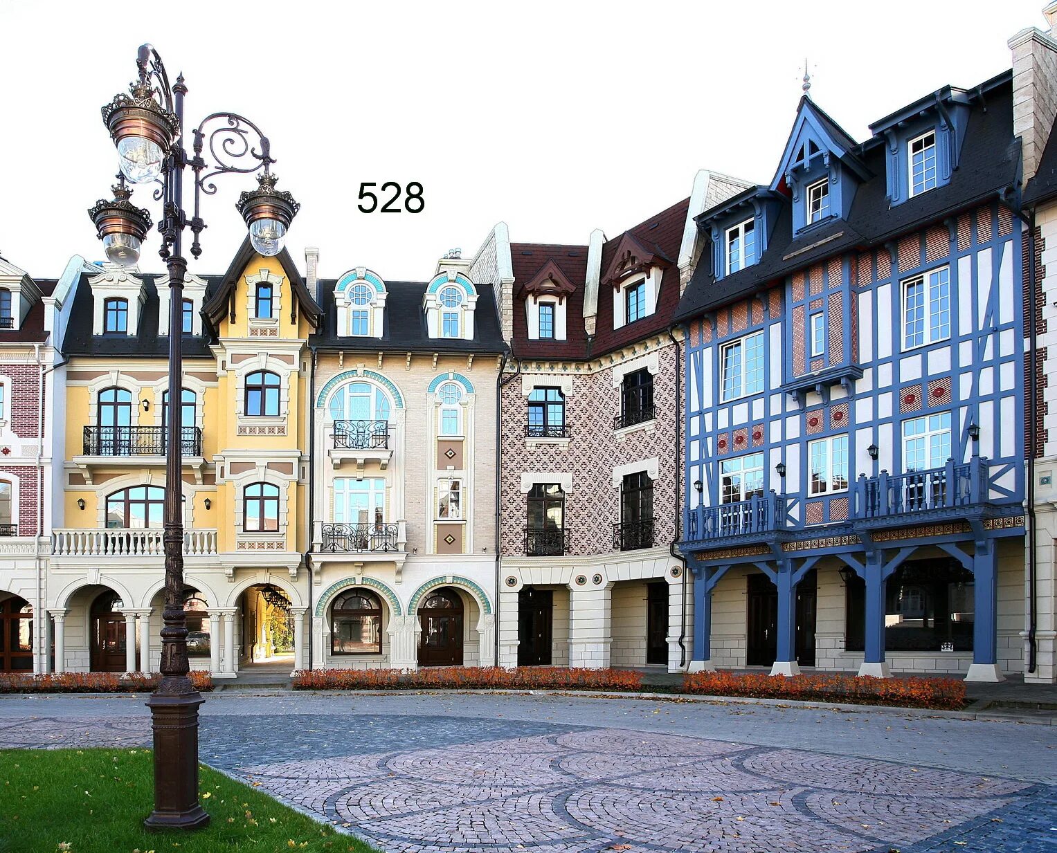 Элитный поселок довиль. Одинцово элитный поселок довиль. Поселок довиль одинцовский район. Довиль трувиль поселок. Довиль одинцово.