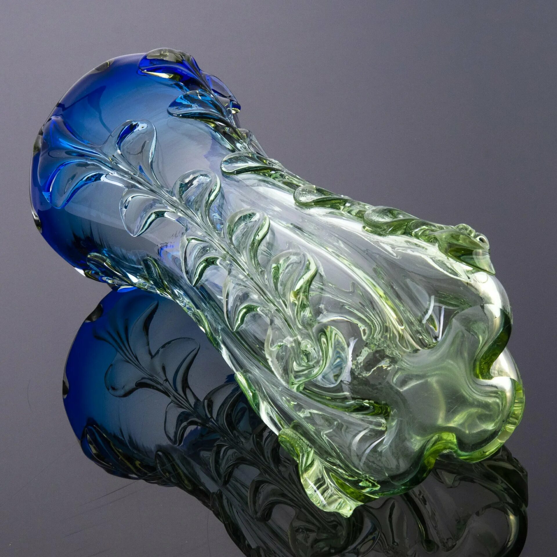 конфетница гутное стекло рубиновая. гутная техника стекло. гутная техника стекло. ваза цветное стекло чехословакия гутная техника. ваза гутное стекло чехословакия.