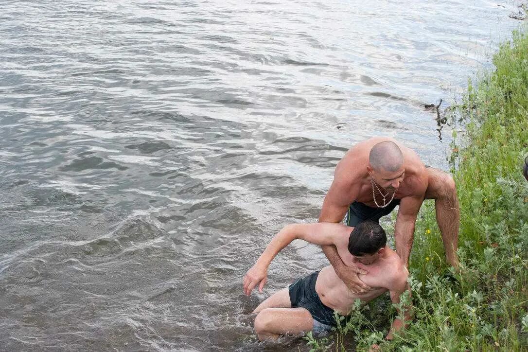 К чему снится утопленник мужчина