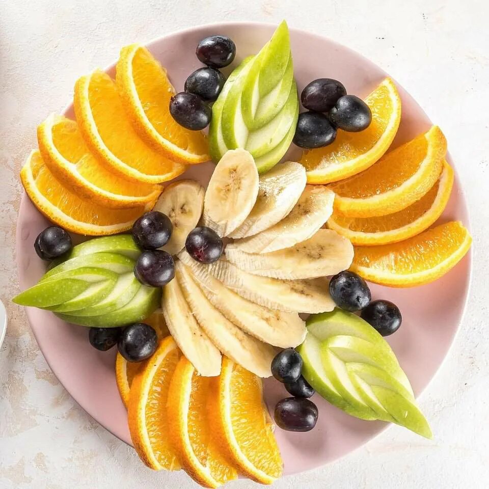 Как красиво разложить фрукты