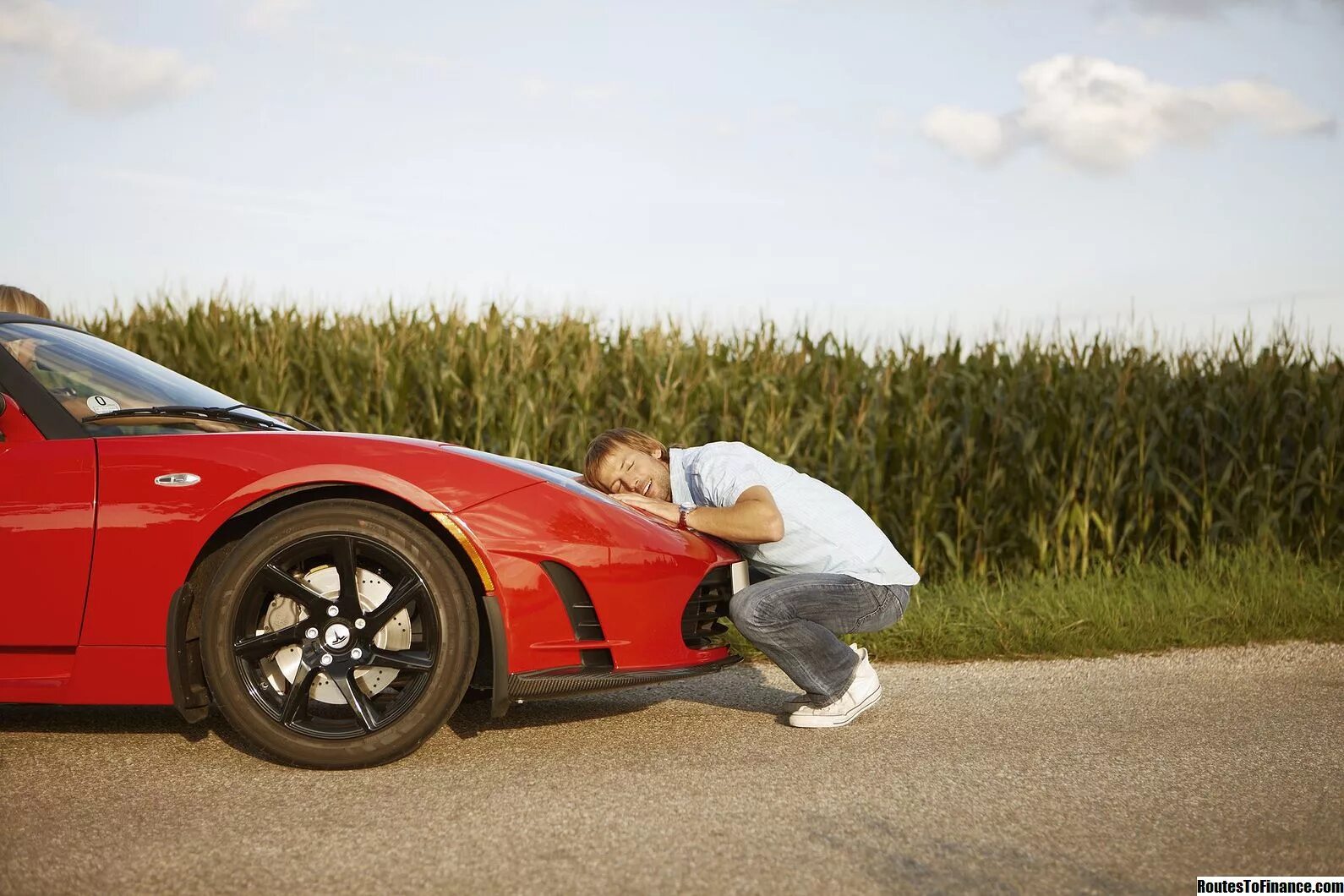 Лоял авто. Красная феррари и девушка. Девушки и автомобили. Очень нравятся машины. Любимая машина.