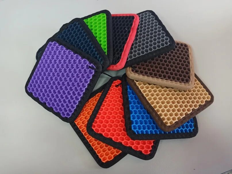 Цвета ковриков eva. Evo полики. Салатовые коврики эва. Автоковрики eva материал. Цвета ковриков eva.