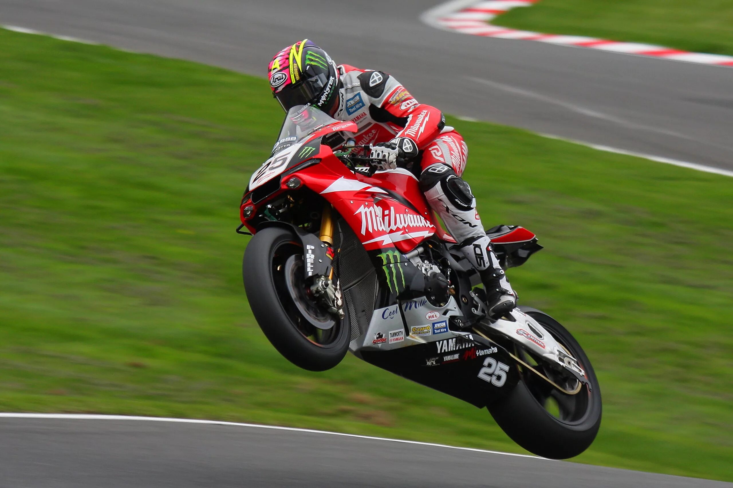 Скачай мотоциклы гоночные. Honda racing moto. Гоночный мопед. Мотоциклы спортивные гоночные. Гоночные байки.