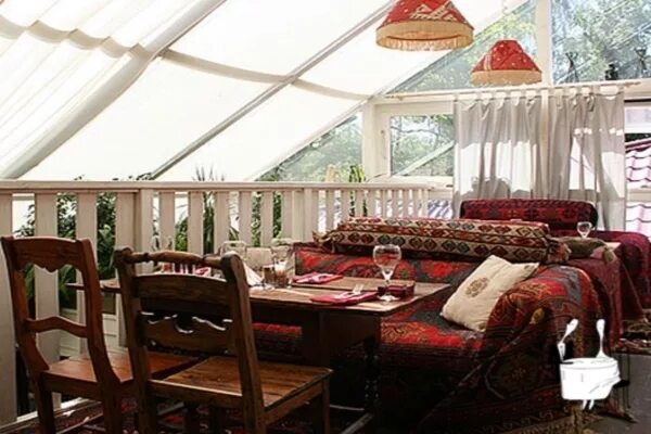 Веранда жуковка ресторан. Ресторан веранда у дачи на рублевке. Веранда жуковка. Веранда удачи жуковка. Веранда удачи ресторан.