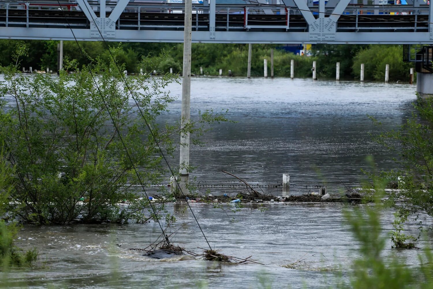 Противоселевые мероприятия. Половодье в пензе. Защита участка от наводнения. Защита участка от паводка. Строительство плотин регулирующих паводок.