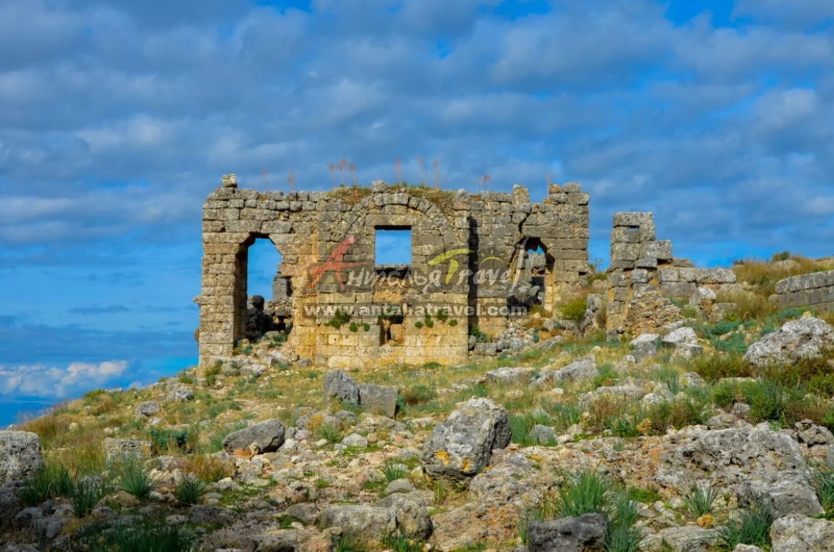 Serik antalya. Затерянный город в Турции. Силлион. Сятилище силиона.