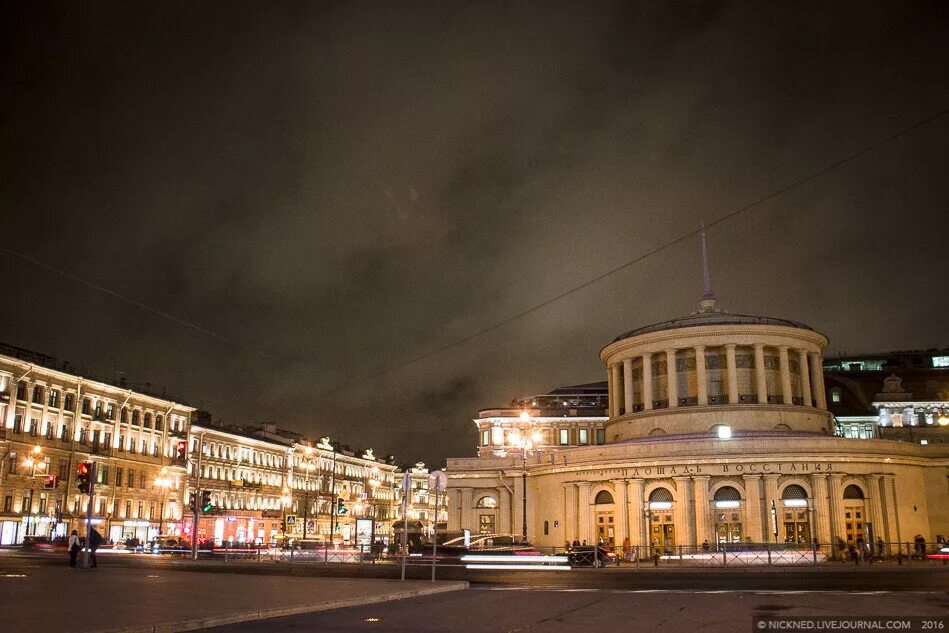 Площадь Восстания Питер. Московский вокзал Санкт-Петербург метро площадь Восстания. Площадь Восстания Московский вокзал. Площадь Восстания метро СПБ.