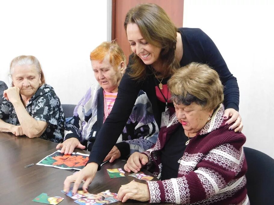 Тренинг для пожилых. Групповые занятия с психологом. Тренинг для пожилых. Психологический тренинг для пожилых. Тренинги для пожилых людей.