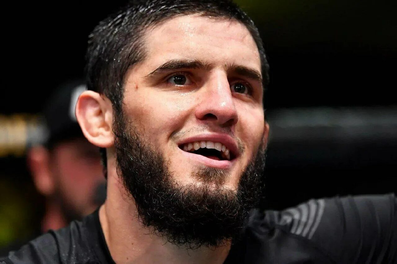 Ислам махачев. Махачев. Ислам махачев 2022. Махачев. Боец юфс ислам махачев.