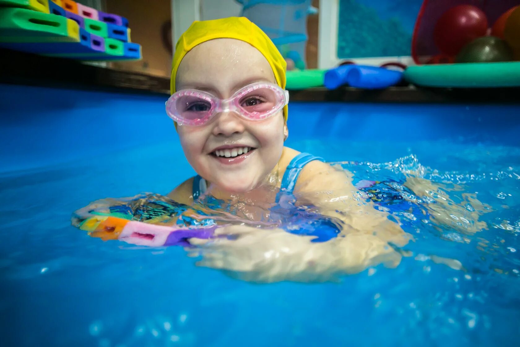 горка аквасфера в аквапарке новосибирск. василевский остров магазин стройматериалов. аквапарк реда польша. аквапарк аквасфера. аквасфера сантехника санкт петербург.