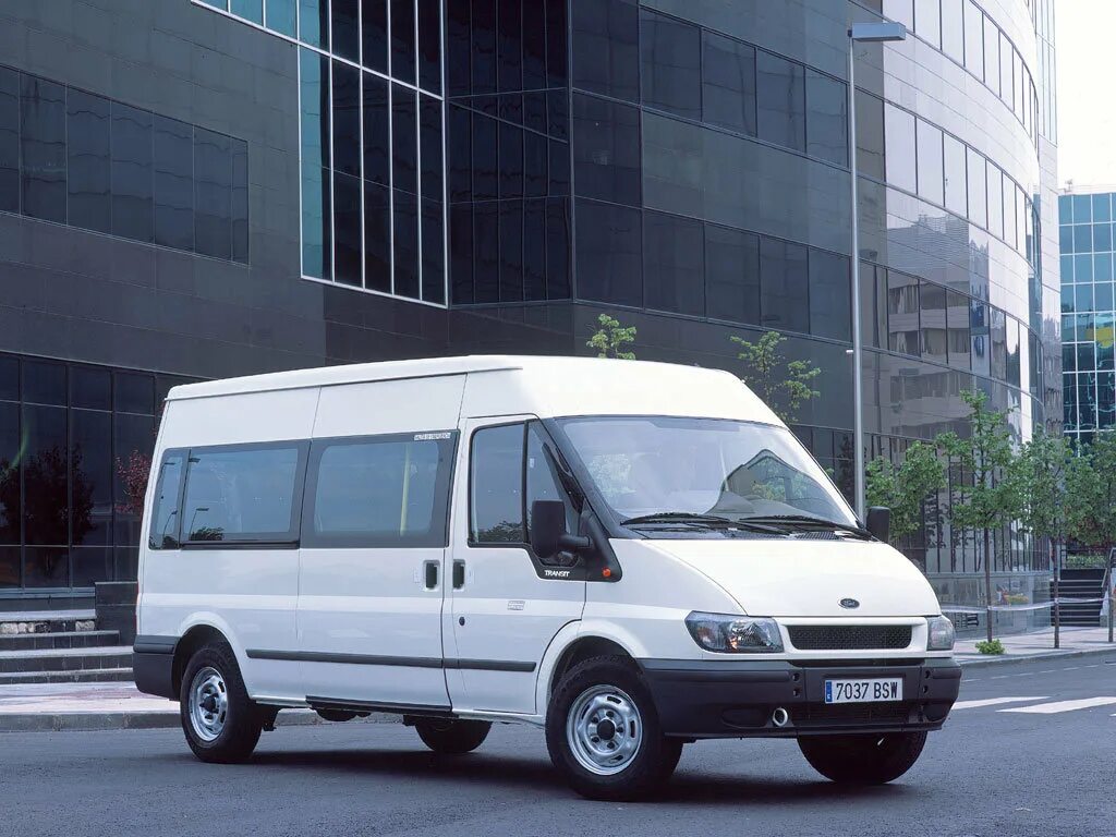 Форд транзит 13. Ford Transit '2000–06. Форд Транзит минибус 2000. Форд Транзит 2002 2.0 дизель. Форд Транзит бус 2000.