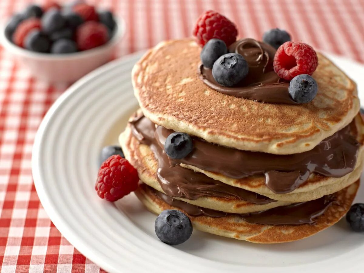 Блины рвутся. Панкейки с шоколадом. Ажурные блинчики на молоке. Японские панкейки с нутеллой. Панкейки эстетика корея.