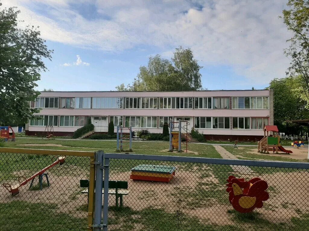 89 garden. Дошкольники в детском саду. Детский центр развития элита санкт-петербург. Дети в саду. Руководитель детского центра.