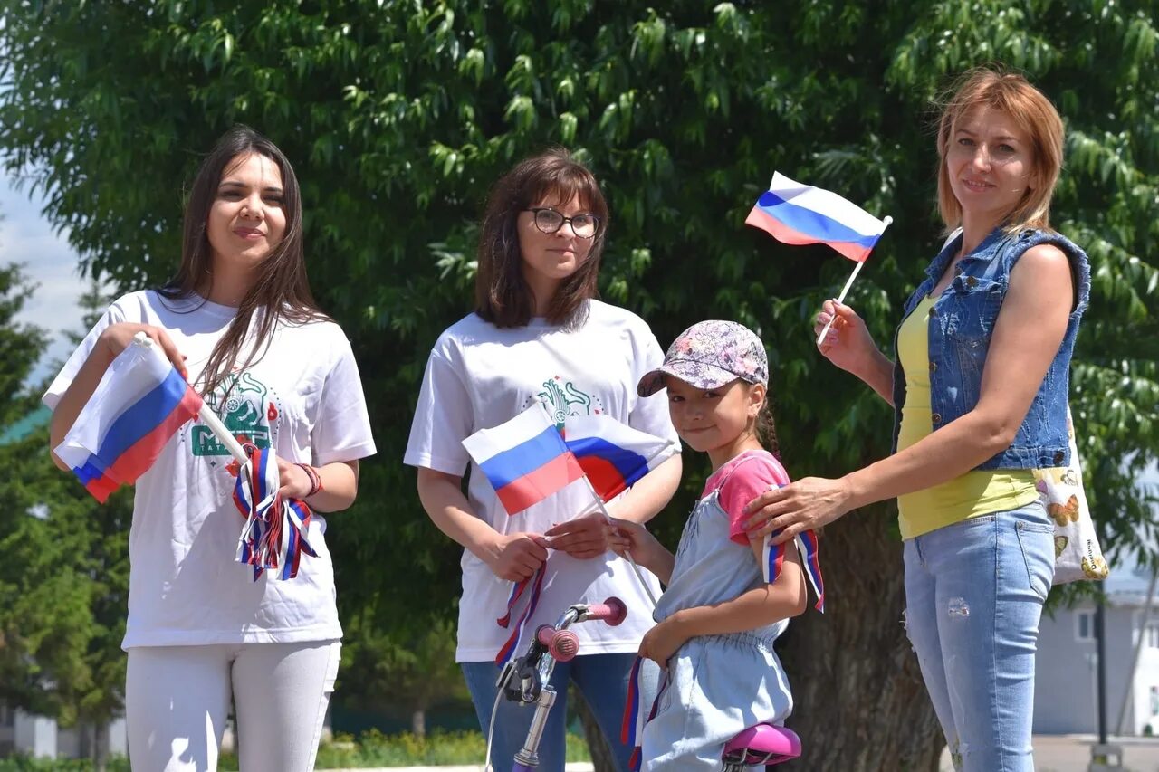 Патриотизм молодежи. Патриотическая молодежь. Патриотическая молодежь России. Воспитание молодежи.