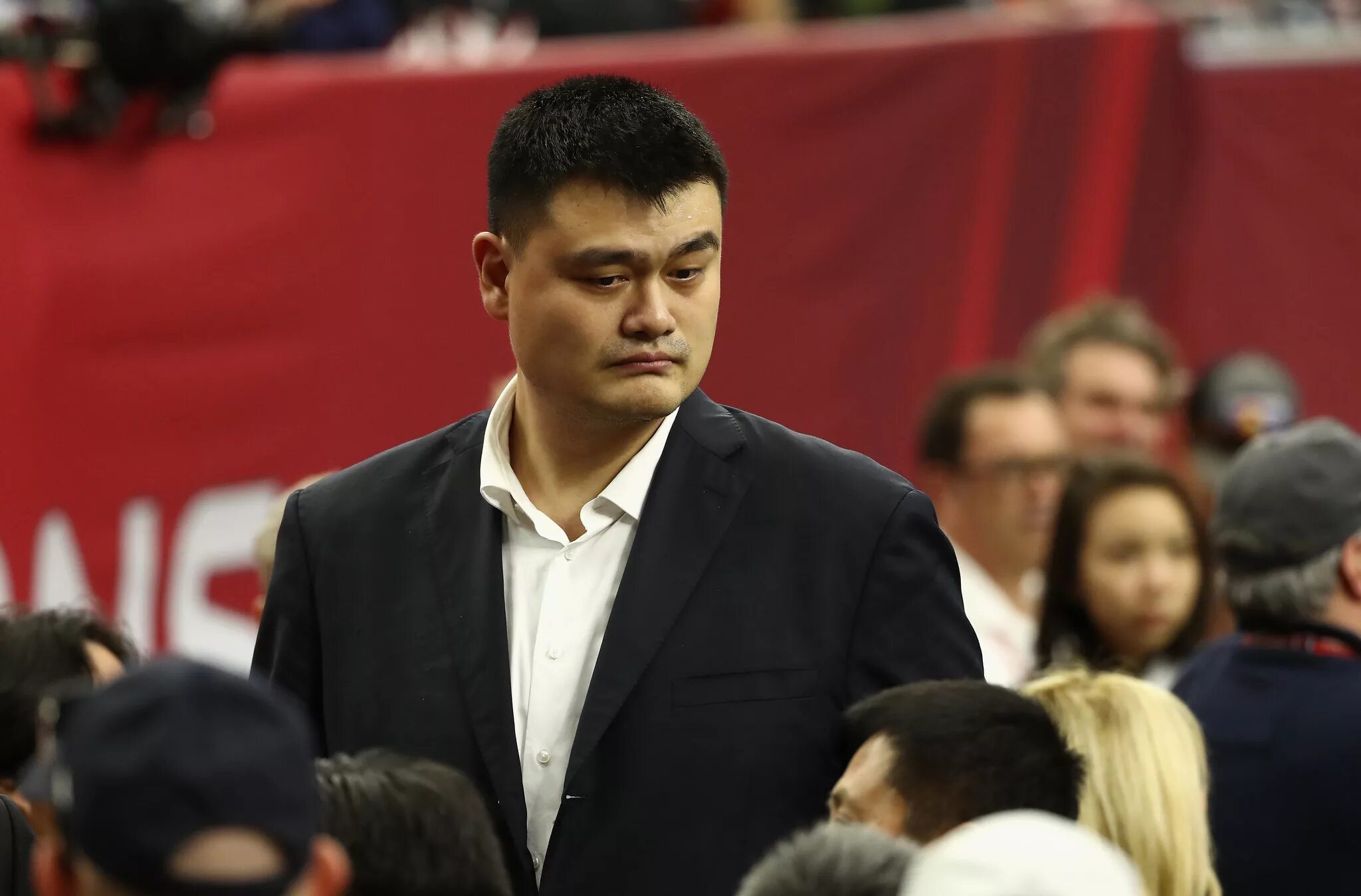 Yao ming. Яо мин. Яо мин баскетболист. Яо мин сейчас. Йао минг. Китайский.