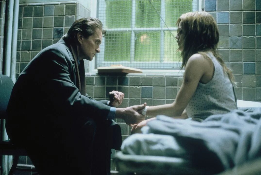 Не говори ни слова (2001). Не говори ни слова фильм 2003. Почему нельзя говорить плохие слова. У меня. Плохая сова.