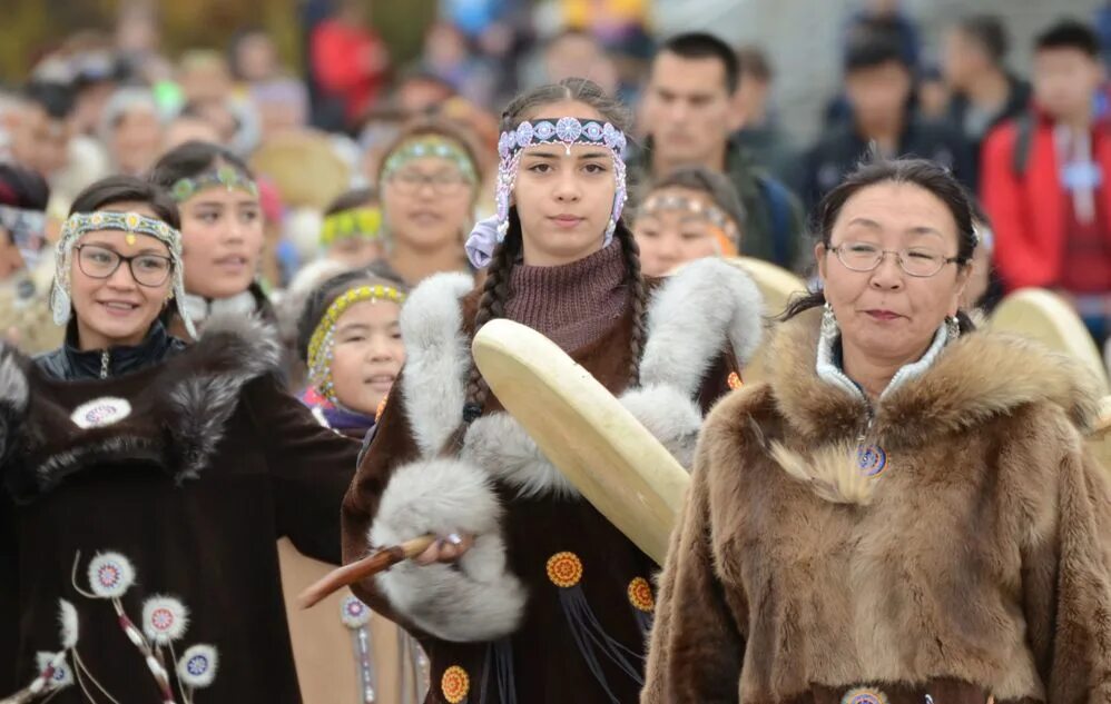 Язык коренных малочисленных народов. Керри народность Чукотка. Коренных малочисленных народов Чукотки. Коренные малочисленные народы Чукотки. Малочисленных конных народов Евтюхова.