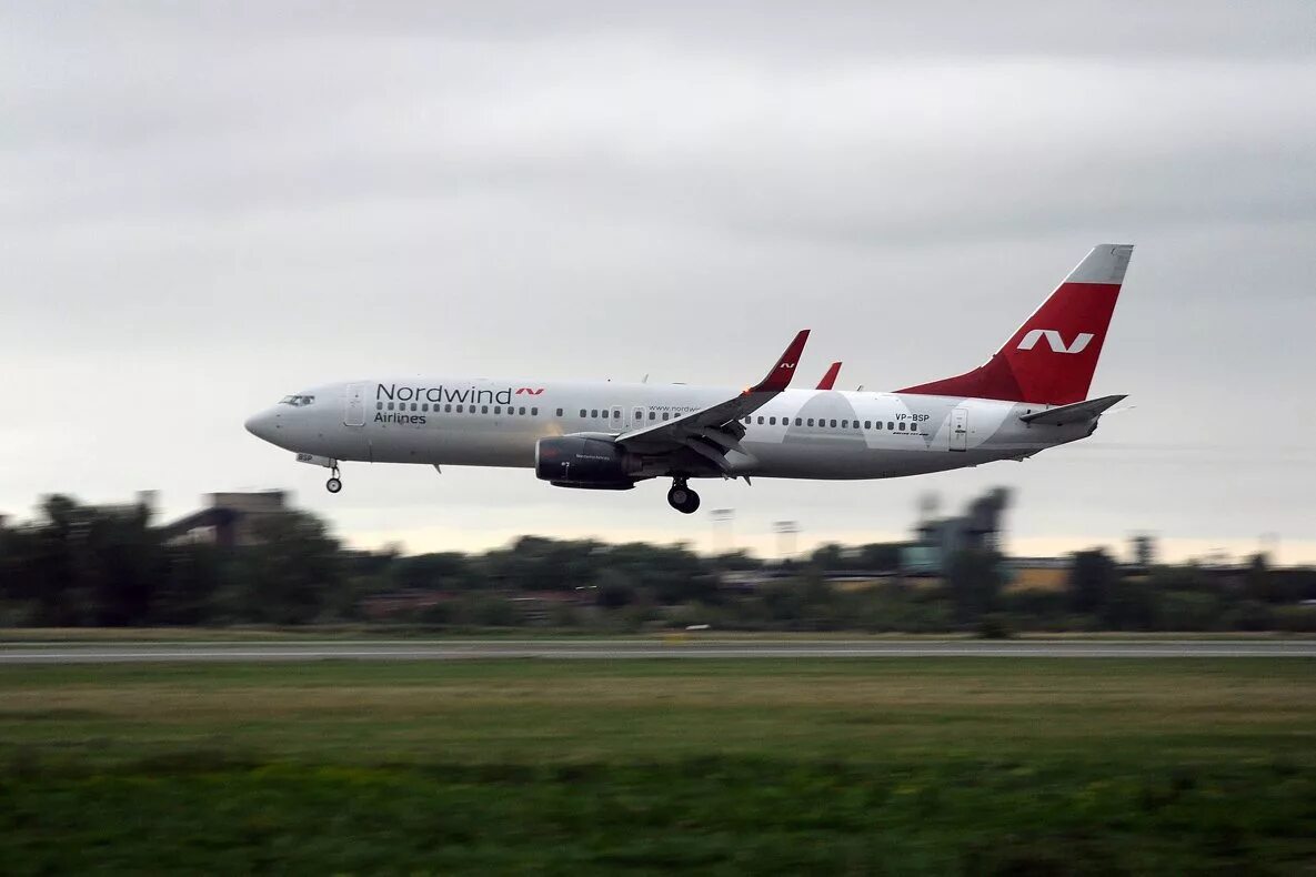 Нордвингс авиабилеты сайт. Боинг 737 Nordwind. Самолет Северный ветер Nordwind 737. Северный ветер Boeing 737. A319 Nordwind.