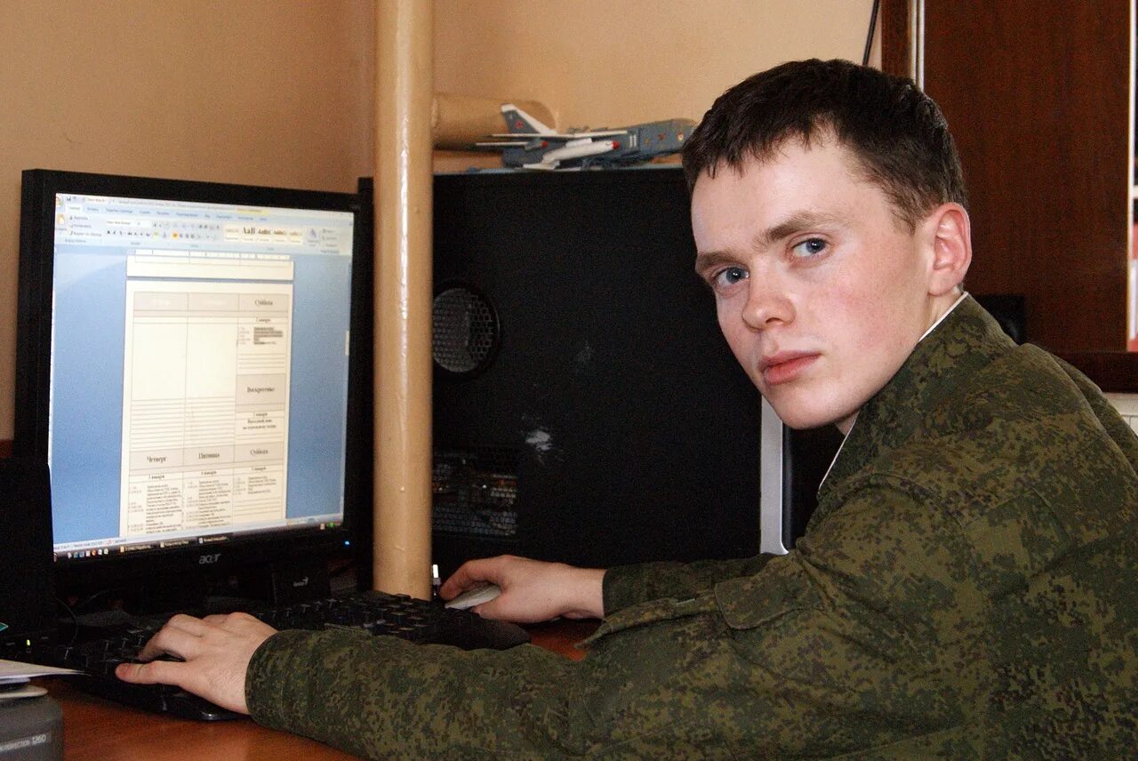 Артемий Киселев, дата рождения: 15 сентября, Великий Новгород, Россия
