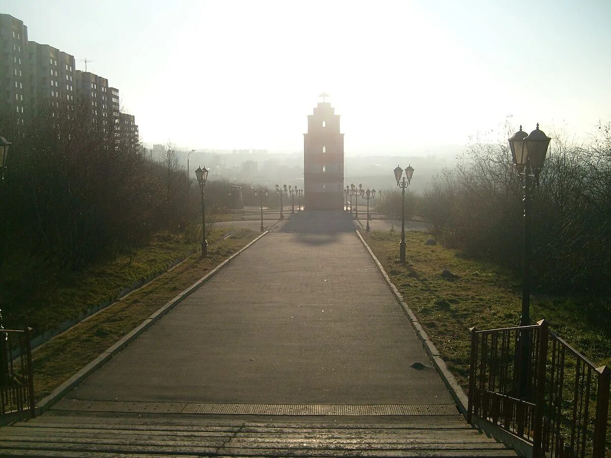Виммельбух сузанны бернер. Городок был маленький в мирное время егэ. Городок был маленький в мирное время егэ. Спалили школьников. Фотограф семён осипович фридлянд.