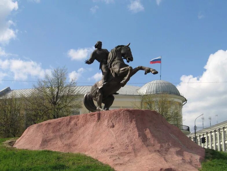 Памятник Евпатию Коловрату в Рязани - Скульптурное предприятие "Лит Арт"