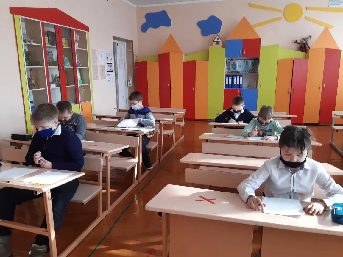 школьные предметы 7 класс школа россии список. какие предметы ви7 классе. количество уроков. дневник ученика белоруссии. какие уроки в 7 классе.