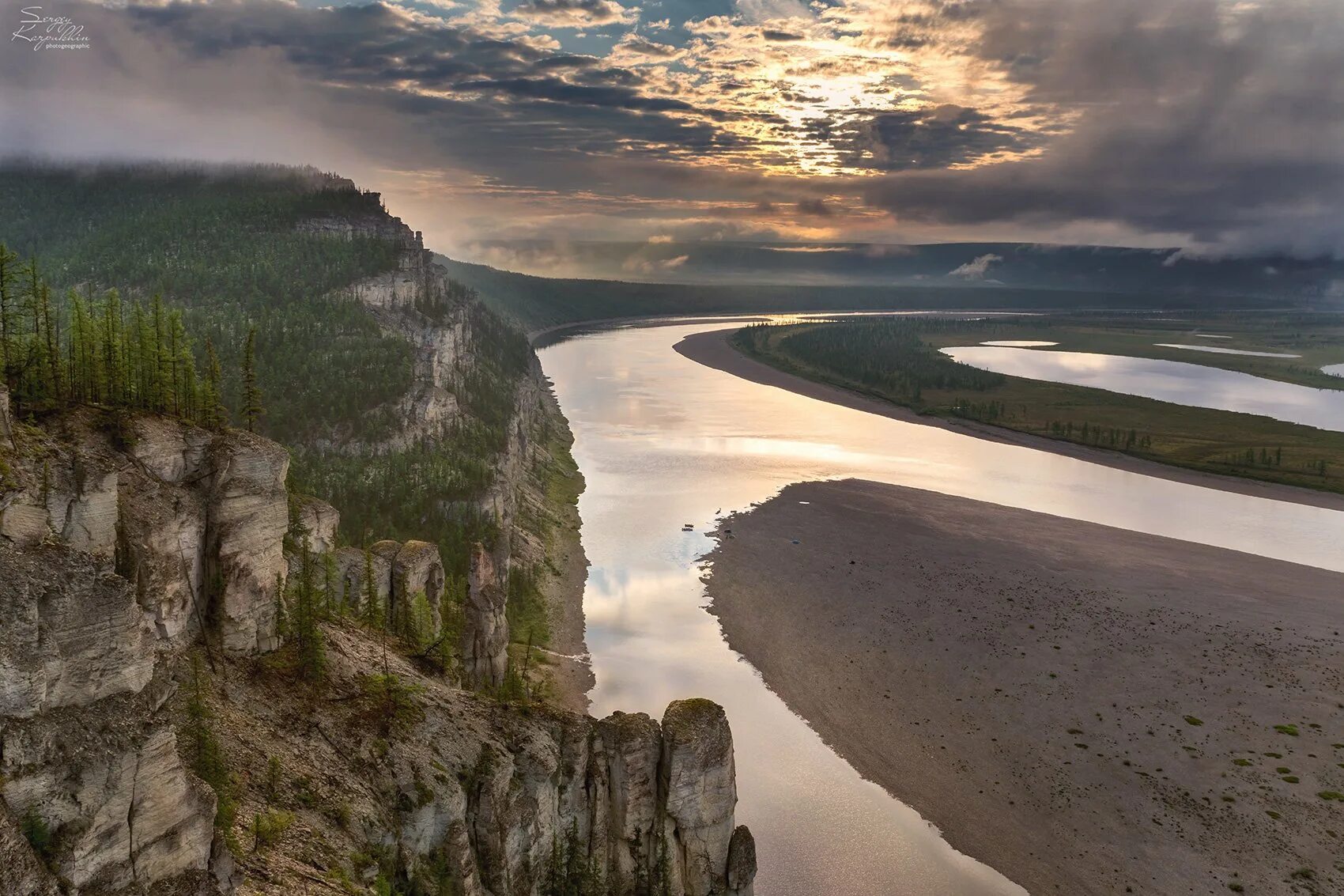 Оленек Якутия. Река Оленек. Оленёк (река). Река Оленек Якутия.