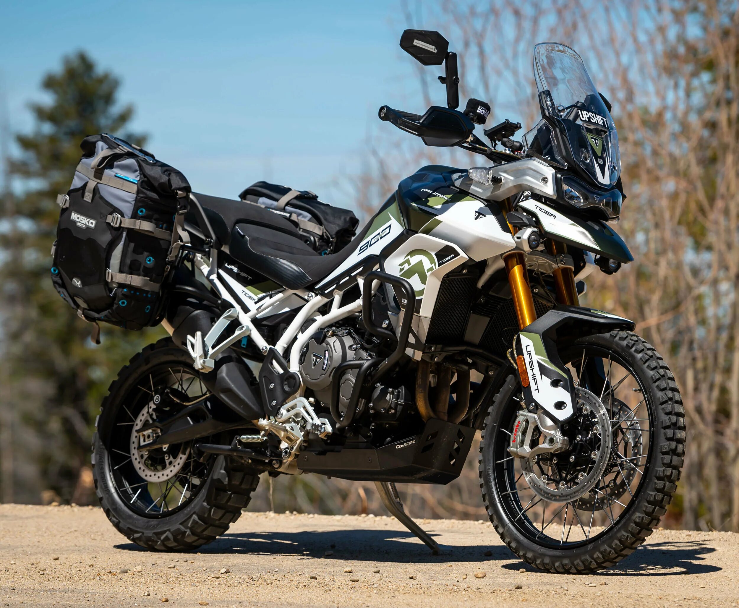 Мотоцикл triumph tiger 1050. Триумф тайгер. Triumph tiger explorer. Triumph tiger 800. Triumph tiger explorer.