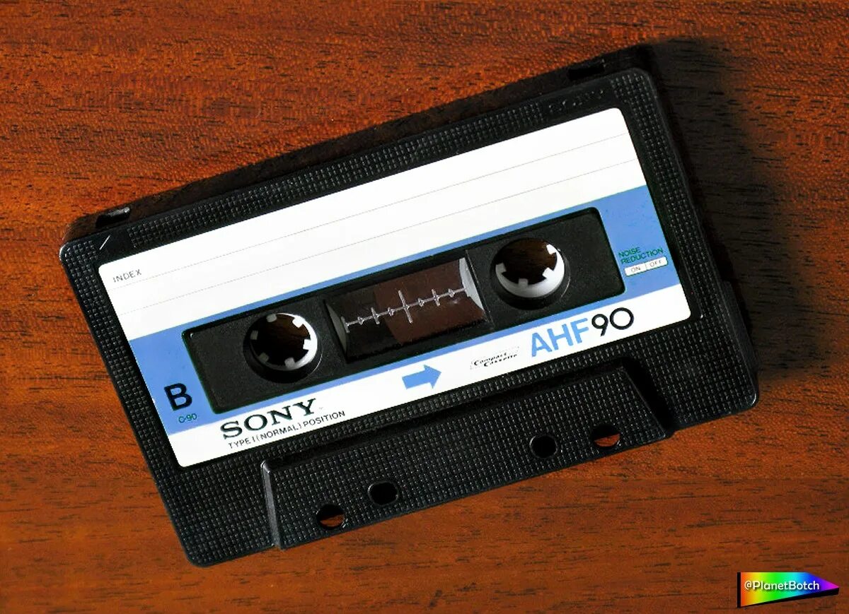 Кассеты сони. Sony AHF 90 кассеты. Компакт кассета Audio Cassette. Cassette Sony 1981. Sony Audio Cassette Metal 1981.