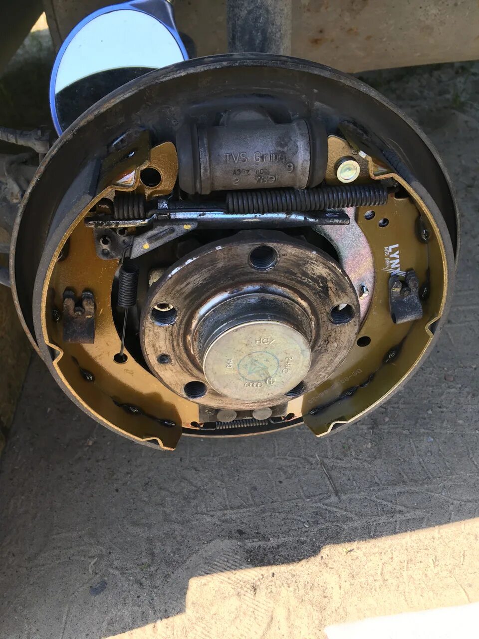 Тормозной барабан с буртом поло седан. 0986487270 bosch. Задние тормозные колодки на поло седан. Тормозные колодки задние поло седан 2014. Задние тормозные колодки на поло седан.