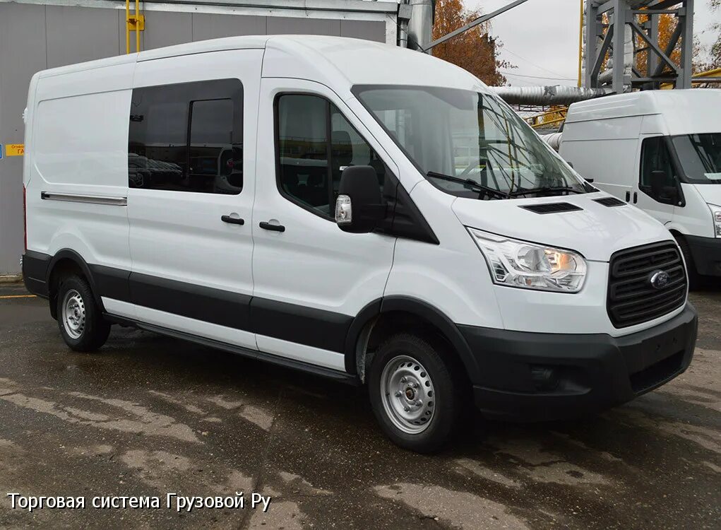 Куплю форд фургон бу. Ford Transit 2021 Грузопассажирский. Ford Transit полугрузовой. Форд Транзит 2021 Грузопассажирский. Ford Transit Грузопассажирский 2018.