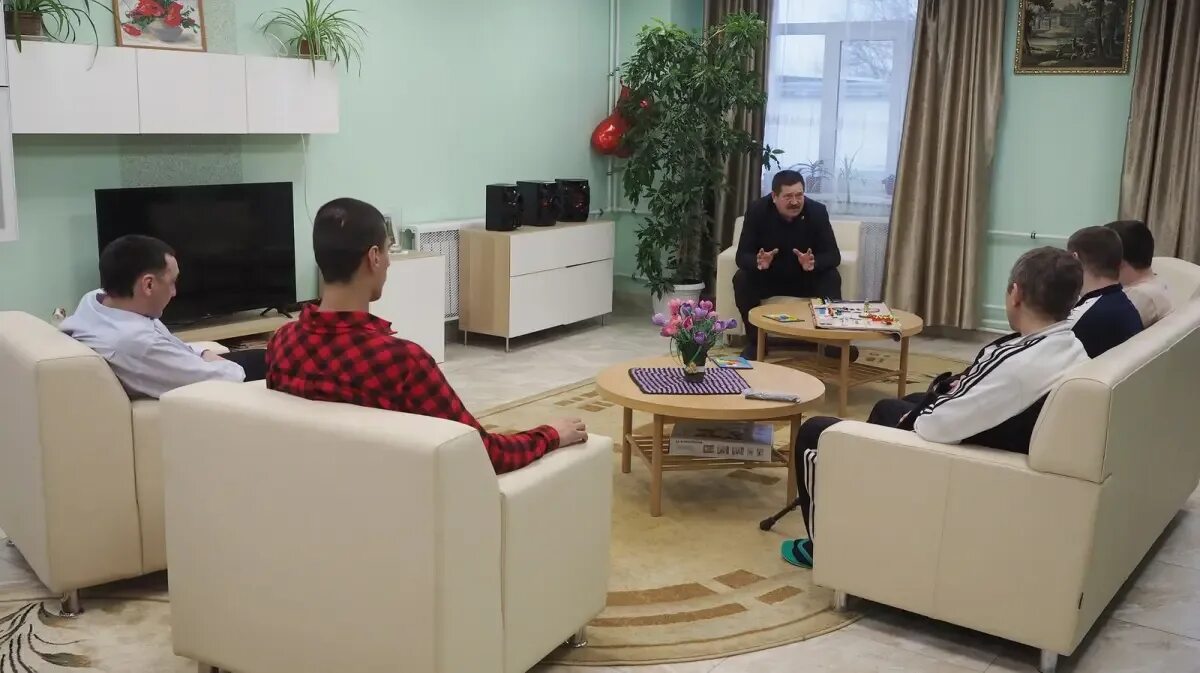 Центр реабилитации семь ступеней. Центр реабилитации воронеж отрожка. психологическая помощь. реабилитационный центр для дельфинов. название реабилитационного центра.