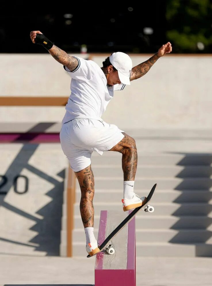Olympic skate. Тони хоук скейтбордист. Olympic skate. Skateboarding tokyo 2020. Скейтеры 2024.