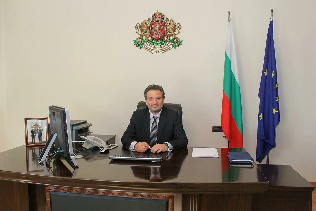 Посол болгарии. Азербайджанцы в Болгарии. Дипломаты болгарские.
