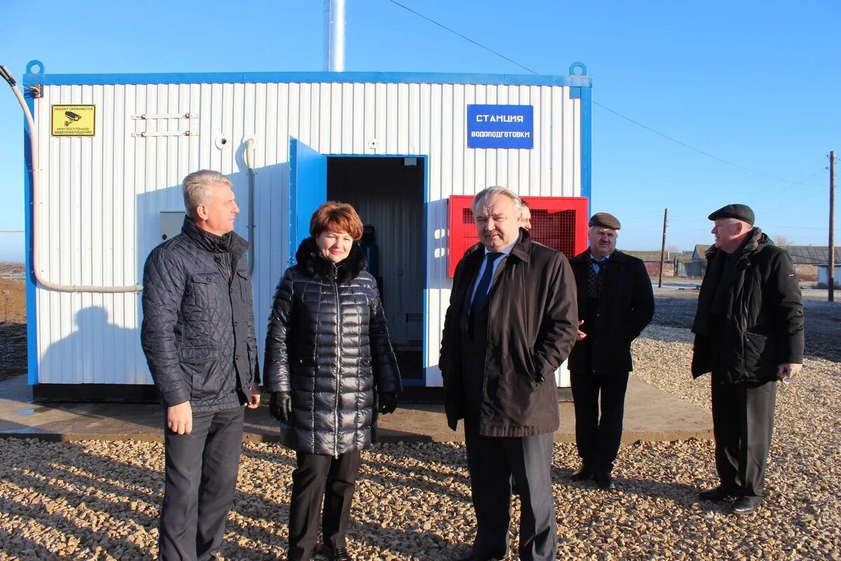 Новоузенск сайт. Село Дмитриевка Новоузенского района. Элеватор Новоузенск. Село Дмитриевка Новоузенск Саратовской области. Элеватор г Новоузенска Саратовской области.