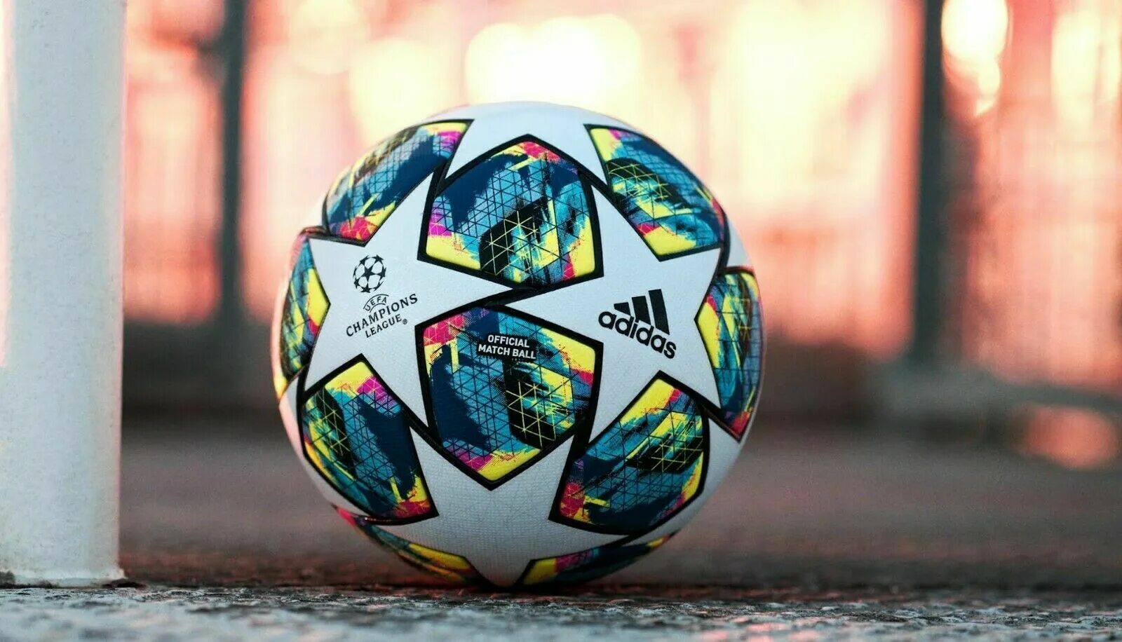 Uefa champions league matches. Adidas champions league мяч. мяч футбольный адидас лига чемпионов 2019. футбольный мяч adidas finale 19 omb. мяч адидас uefa champions league.