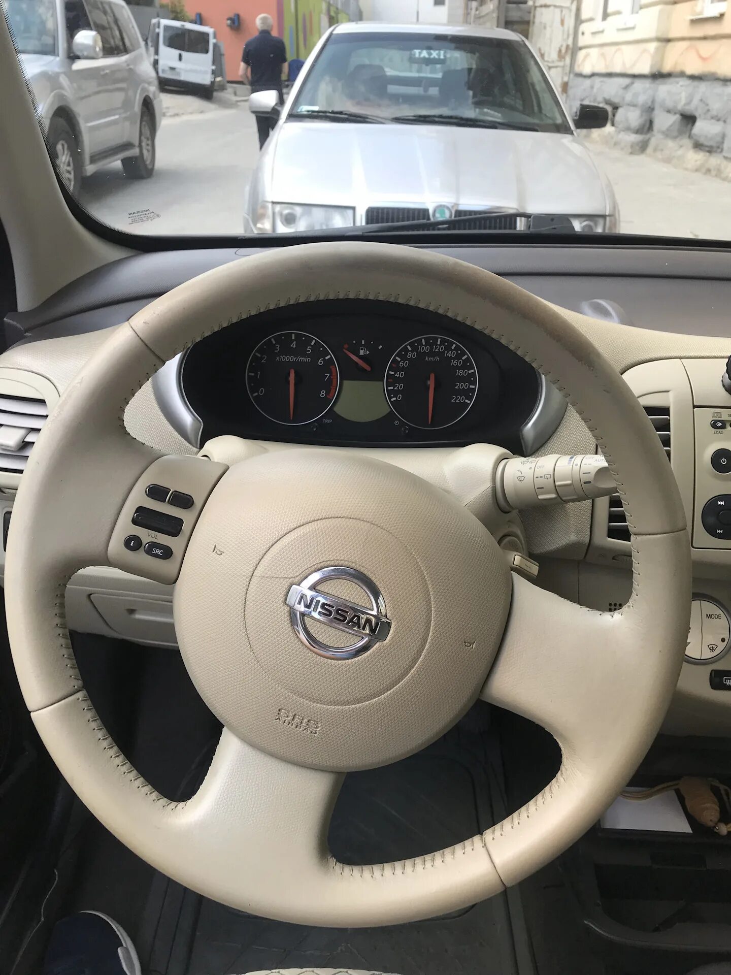 Ниссан без руля. Руль ниссан микра. nissan micra k11 руль. руль ниссан микра 2009. руль ниссан эльгранд.