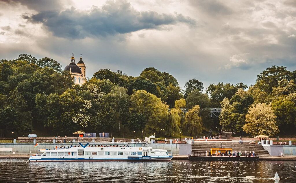 гомель красивые места. можно гомель. можно гомель. гомельский парк ночью набережная.
