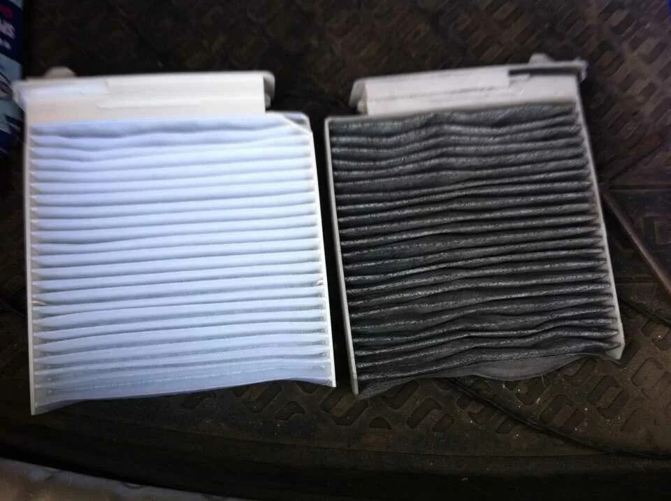 Фильтр салона сандеро 2. Салонный фильтр рено сандеро степвей 1. Салонный фильтр рено сандеро 2011 года. Салонный фильтр рено сандеро степвей 1. Renault sandero stepway 2 салонный фильтр.