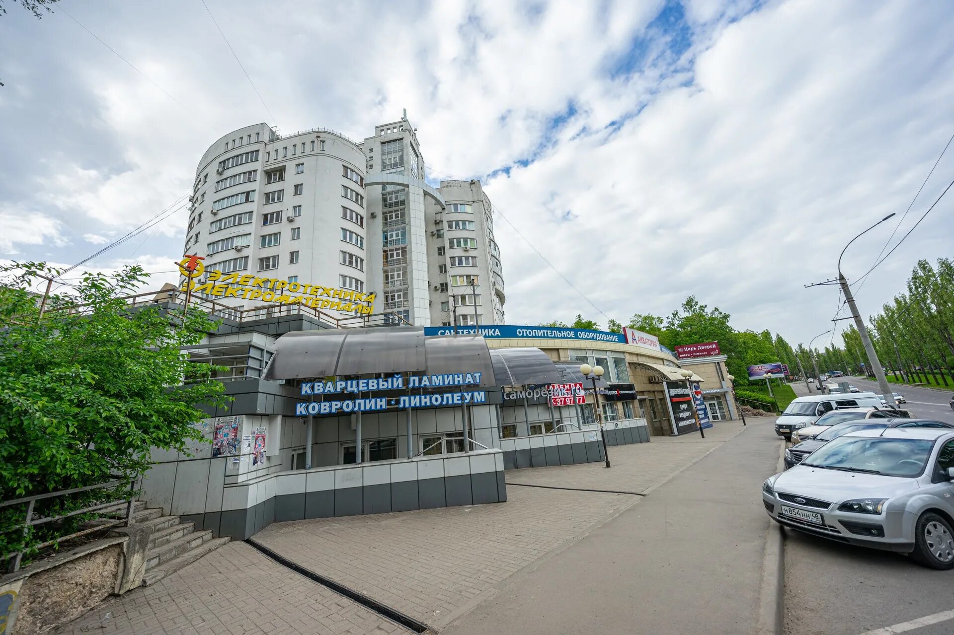 Ул космонавтов 92
