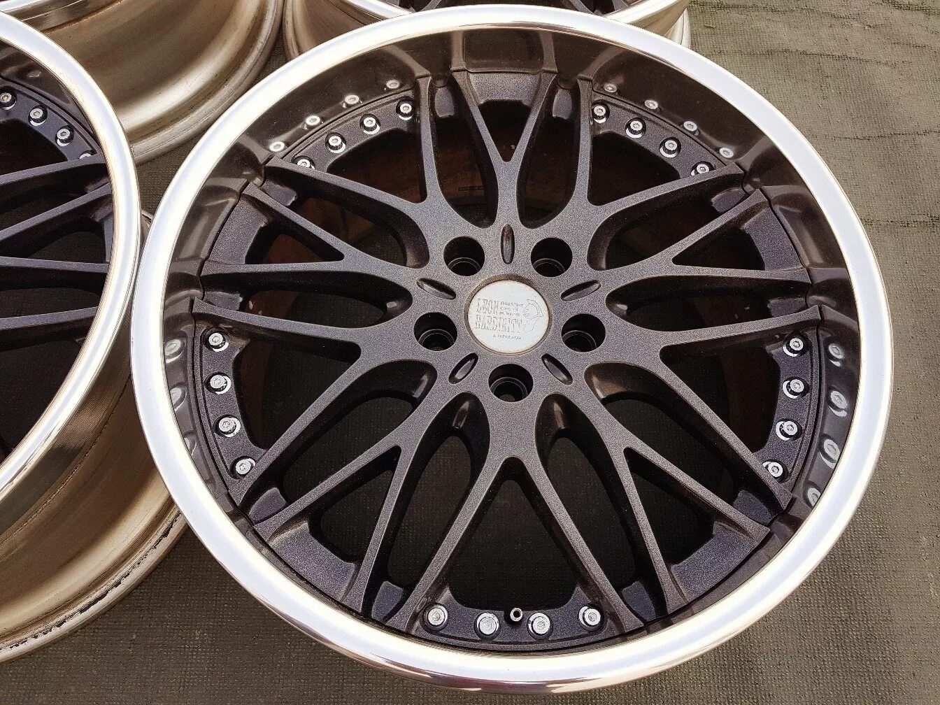 Диски Leon Hardiritt r20. Диски BBS r17 5x114.3. Диски ббс 17 5.114.3. Диск BBS r18 5*114.3. Пятерка дисков