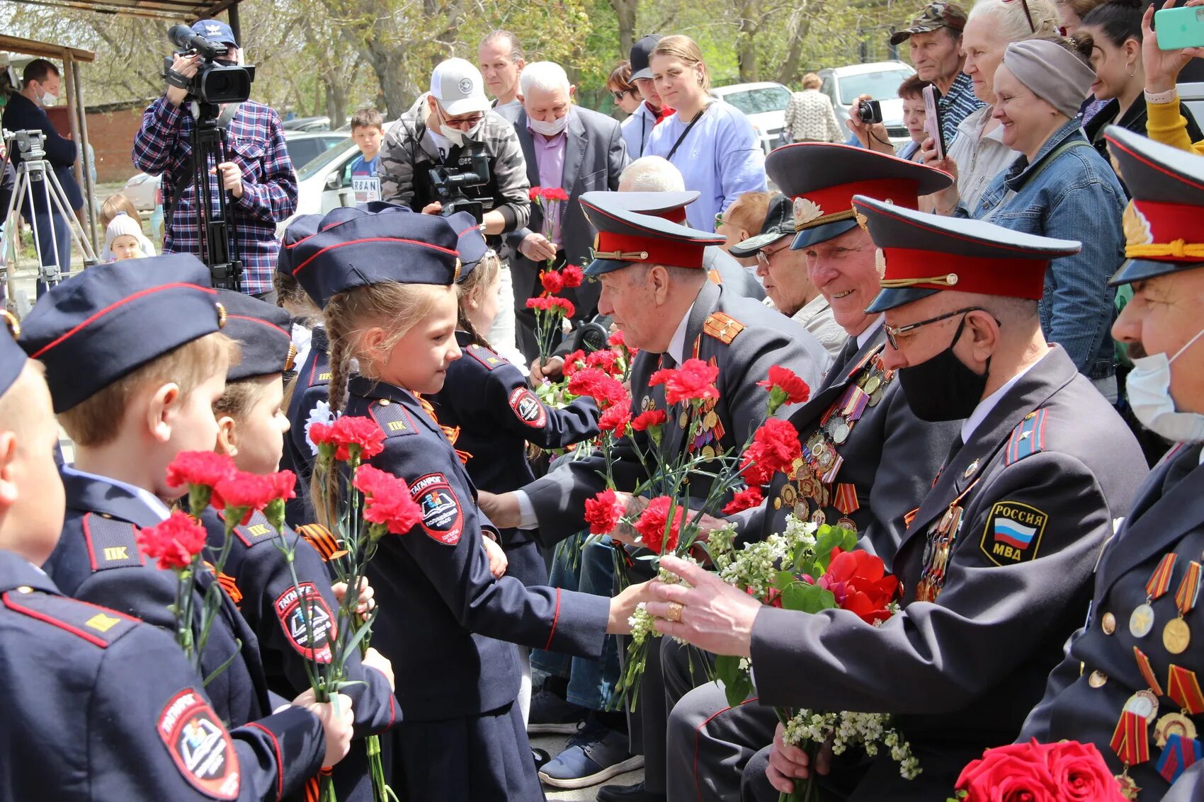 Таганроге 2 полиция. Таганрога. Александровская мвд таганрог. Сотрудники полиции таганрога 2 городского отдела. Таганроге 2 полиция.