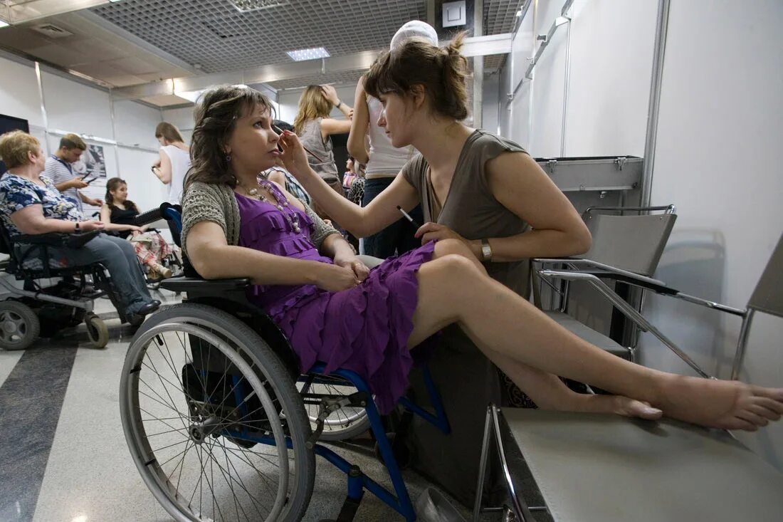 Сайт инвалиды девушки. Девушки с ограниченными возможностями. красивые девушки инвалиды. девушка инвалид. одежда для людей с ограниченными возможностями.