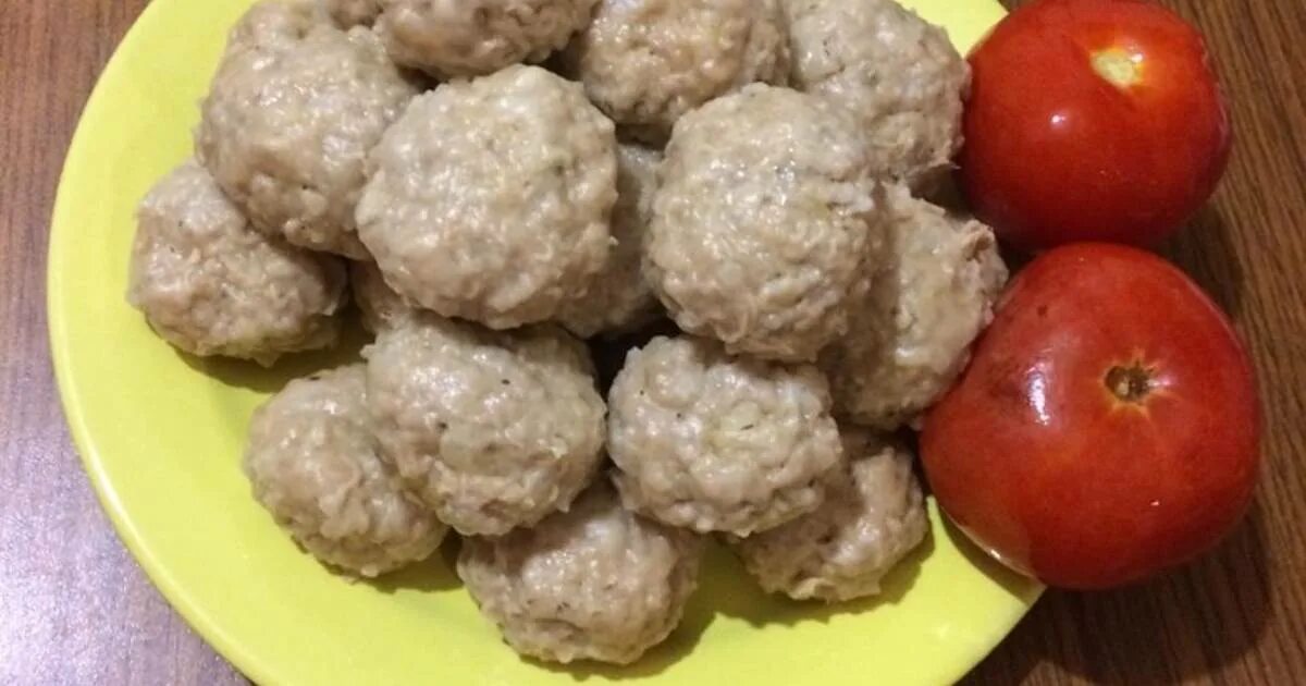 тефтели на пару. мясные паровые тефтели. тефтельки ежики. тефтели на пару. тефтели на пару в мультиварке.