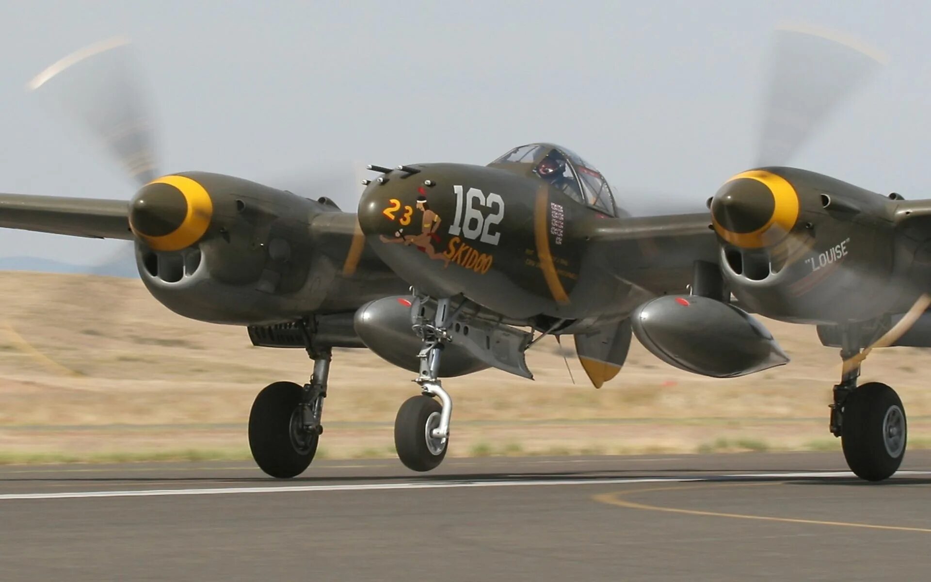 P lightning. P-38 лайтнинг. истребитель лайтнинг p38. lockheed p-38 lightning. p-38 lightning.